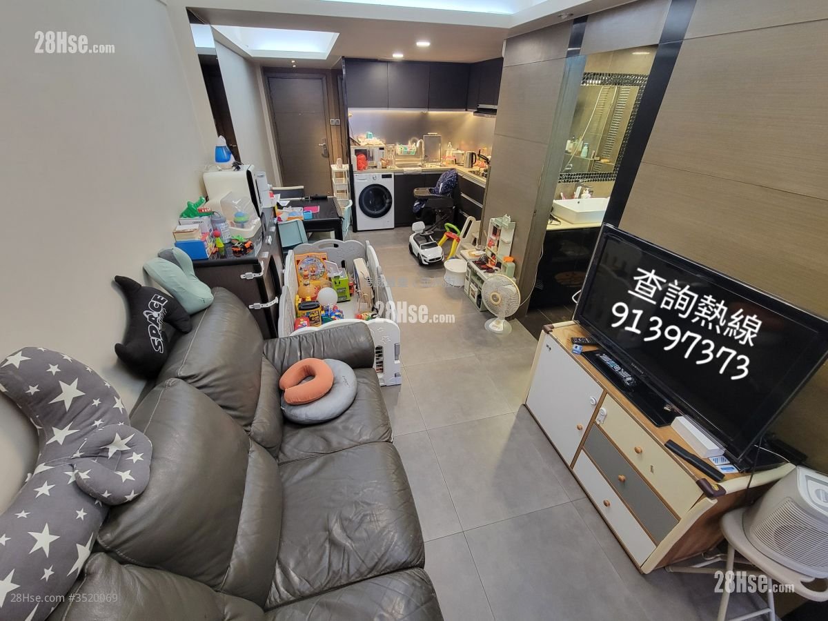 Wing Lung Building Sell 3 Bedrooms 488 ft²