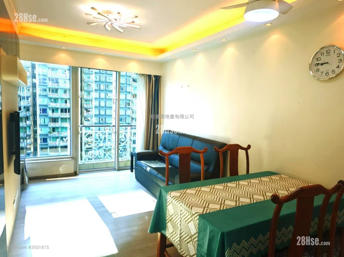 Banyan Garden Rental 2 Bedrooms , 1 Bathroom 466 ft²