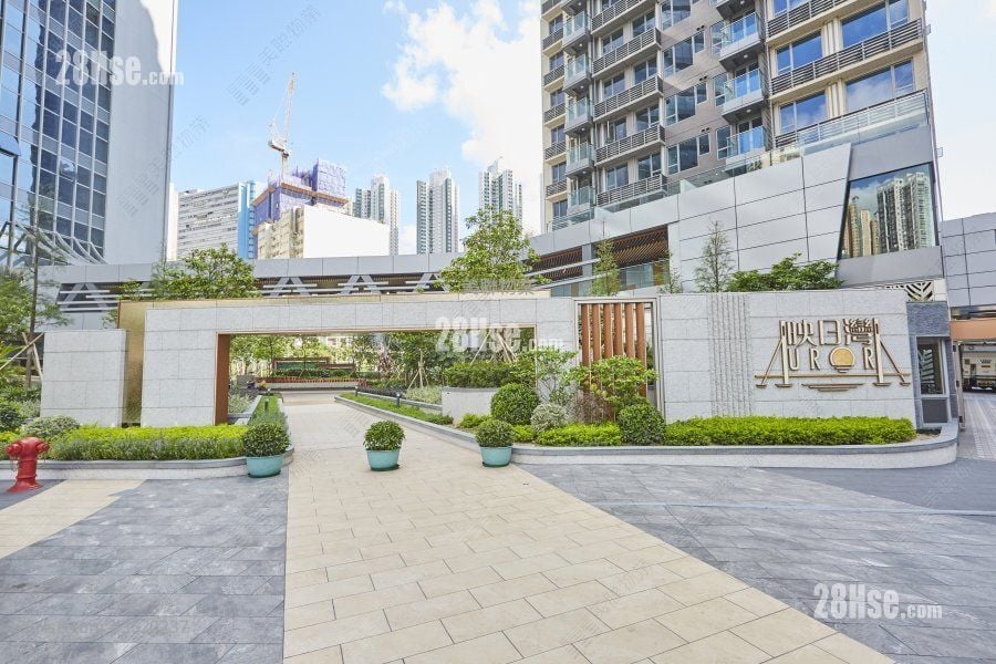 Aurora Sell Studio , 1 Bathroom 217 ft²
