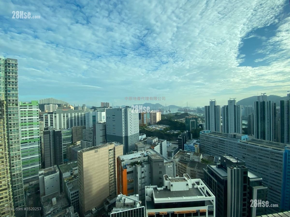 Chelsea Court Sell 2 Bedrooms , 1 Bathroom 479 ft²