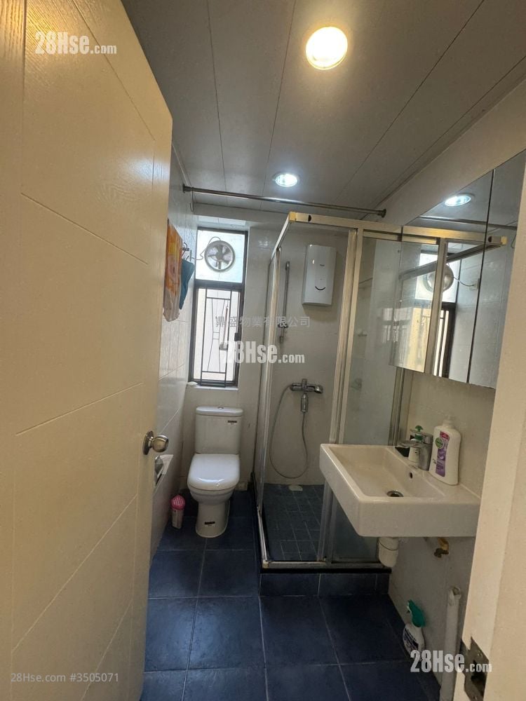 Wah Kin Building Rental 1 Bedroom , 1 Bathroom 310 ft²