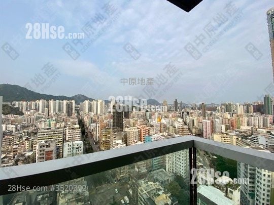 Park One Sell 3 Bedrooms 418 ft²