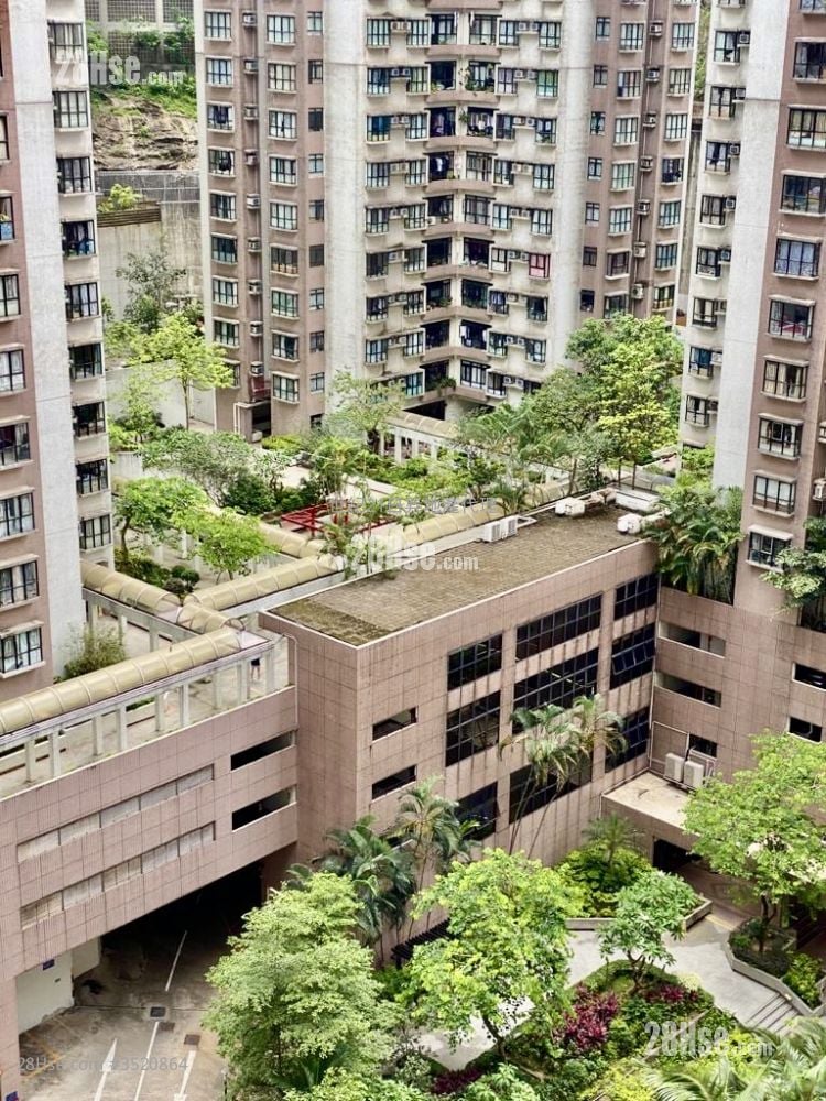 Island Place Sell 3 Bedrooms , 2 Bathrooms 745 ft²