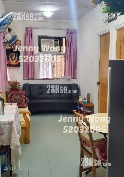 Wai Ching Mansion Sell 2 Bedrooms , 1 Bathroom 348 ft²