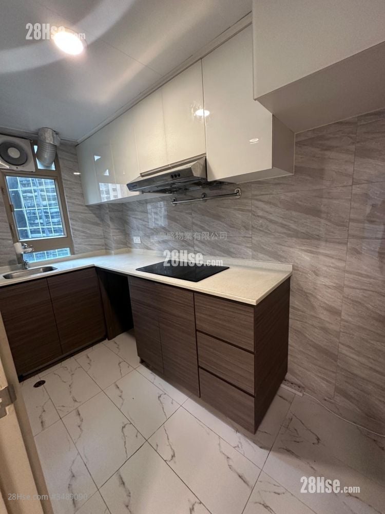 Yee Wo Place Rental 3 Bedrooms , 1 Bathroom 545 ft²