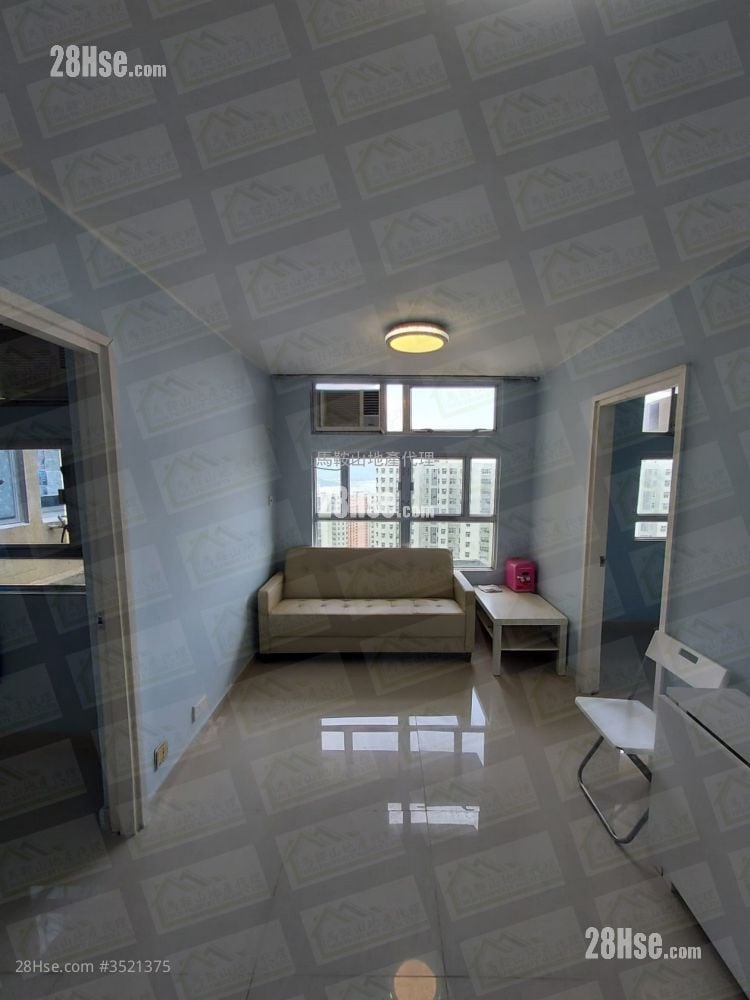 Kam Ying Court Sell 2 Bedrooms , 1 Bathroom 401 ft²