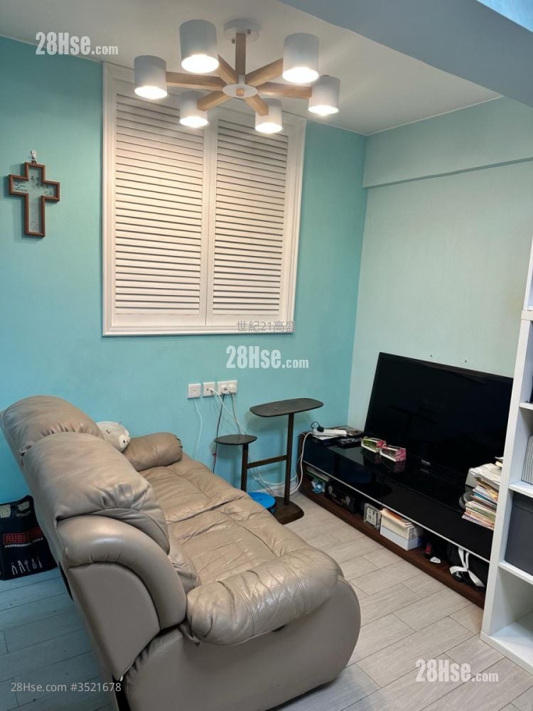 Tai Ming House Rental 2 Bedrooms , 1 Bathroom 380 ft²
