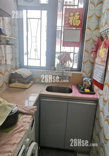 Kam Lun Mansion Sell 1 Bedroom , 1 Bathroom 315 ft²