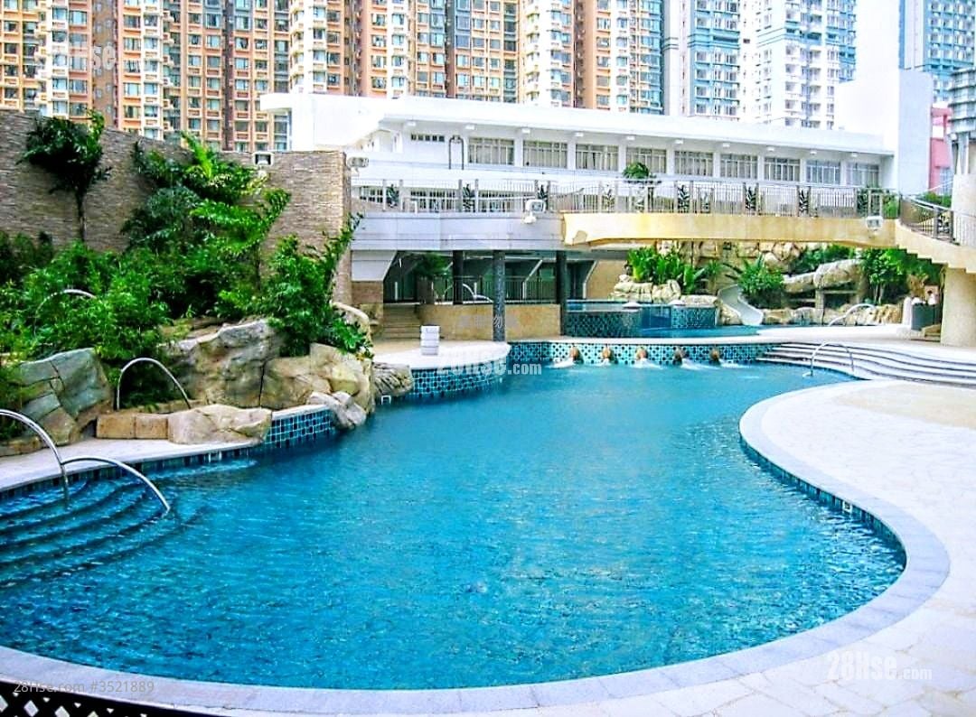 Aquamarine Sell 2 Bedrooms , 1 Bathroom 494 ft²