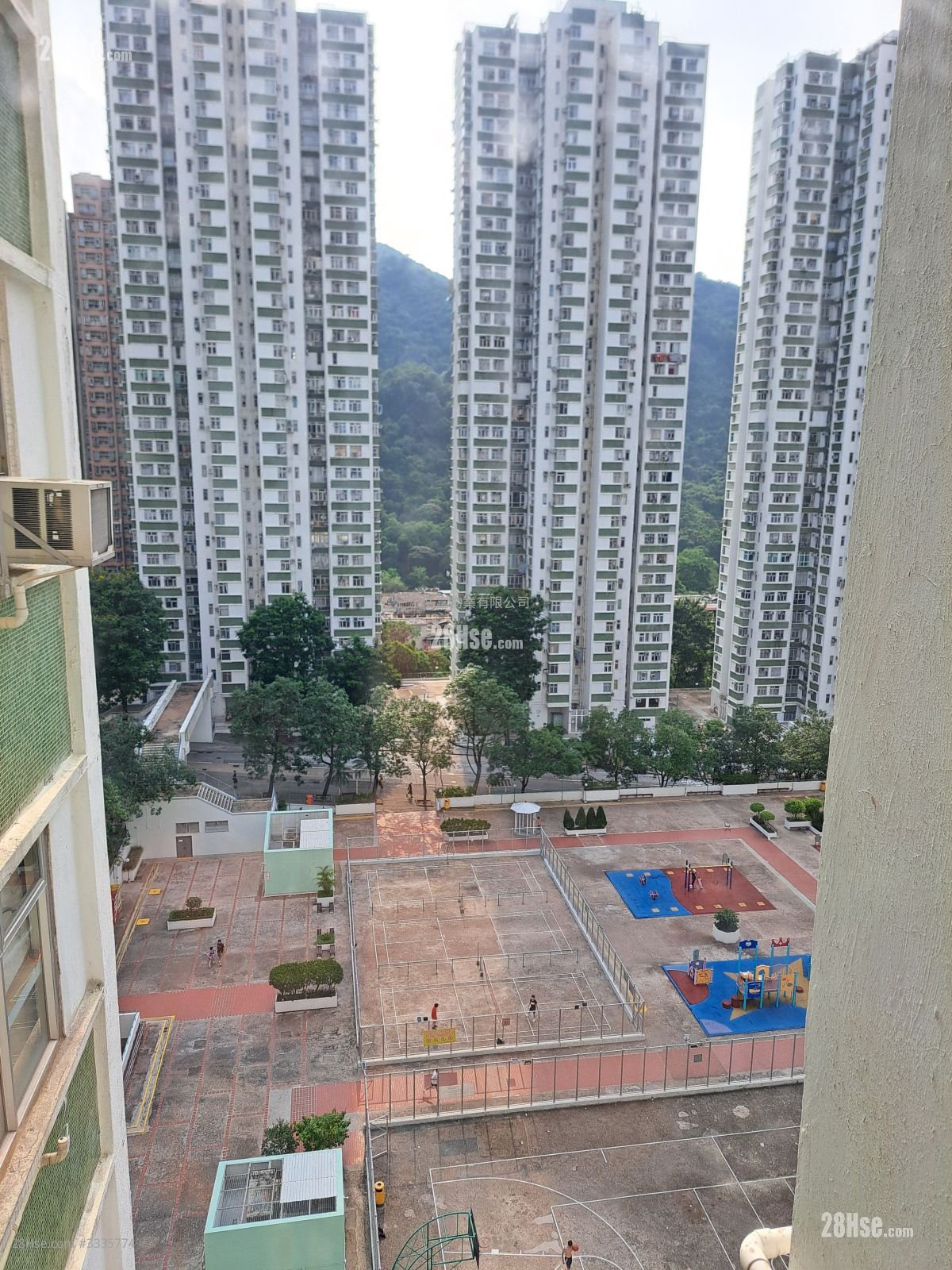 Nan Fung Sun Chuen Rental 3 Bedrooms , 1 Bathroom 570 ft²