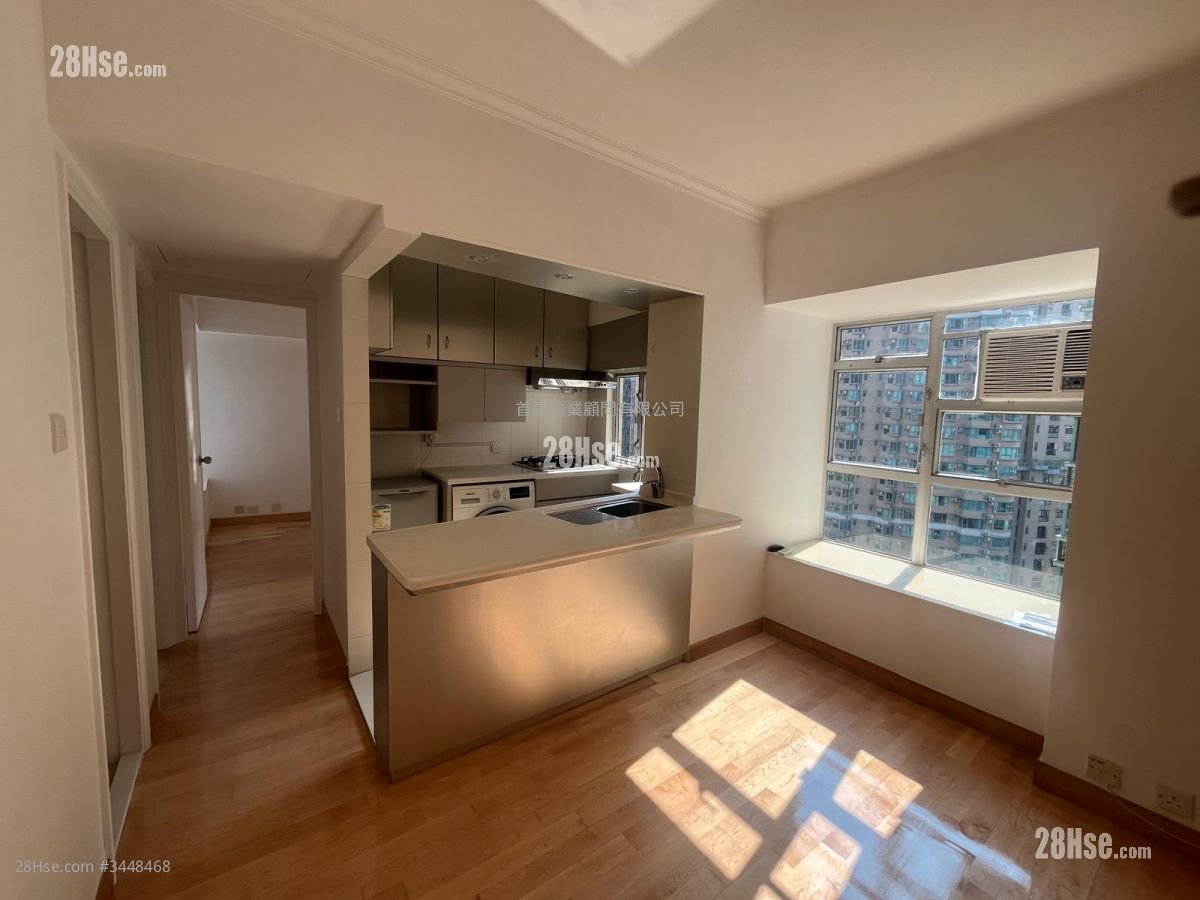 Manrich Court Rental 2 Bedrooms , 1 Bathroom 419 ft²