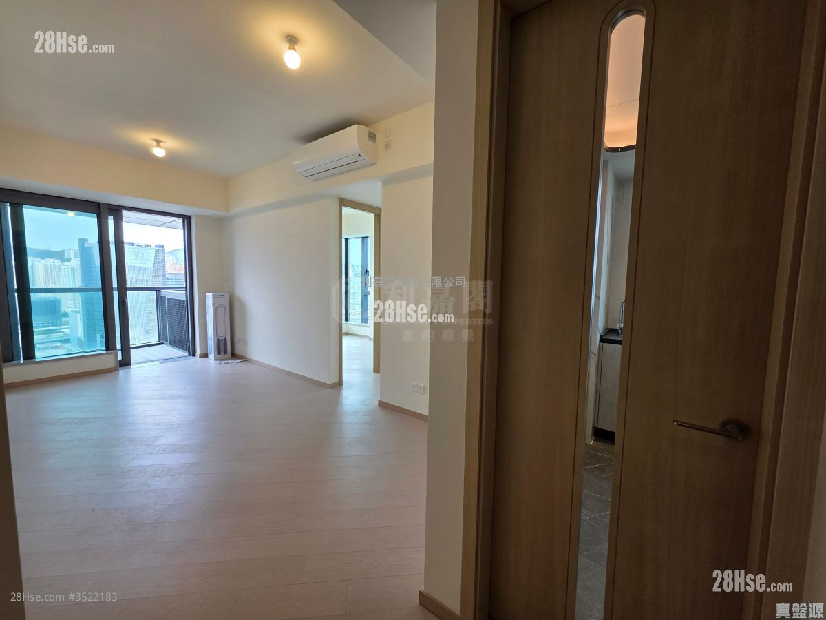 One Victoria Sell 2 Bedrooms 564 ft²