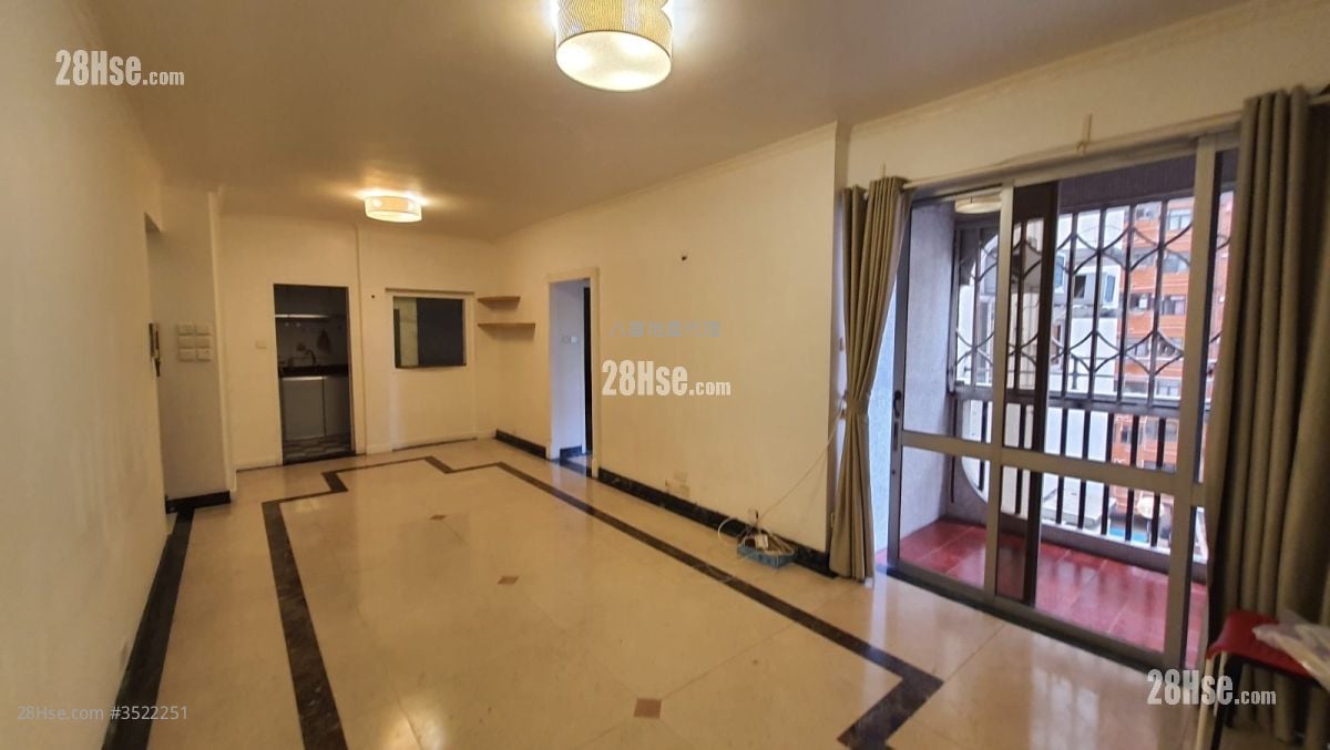 Dragon Court Rental 3 Bedrooms , 2 Bathrooms 857 ft²
