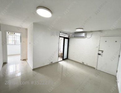 Tsing Yi Estate Sell 3 Bedrooms 490 ft²