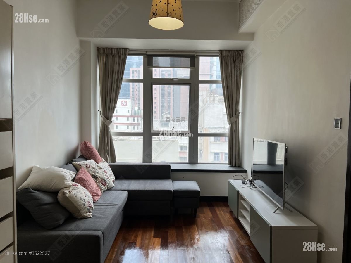 J Residence Sell 1 Bedroom , 1 Bathroom 407 ft²