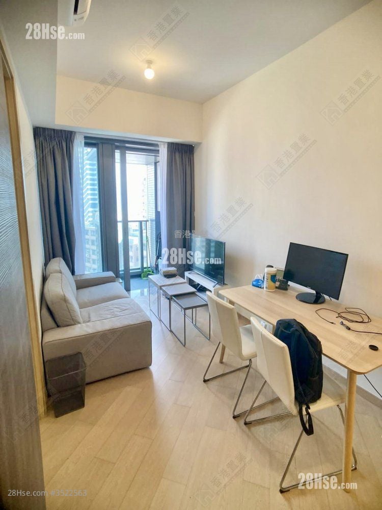 Novum West Sell 1 Bedroom , 1 Bathroom 332 ft²