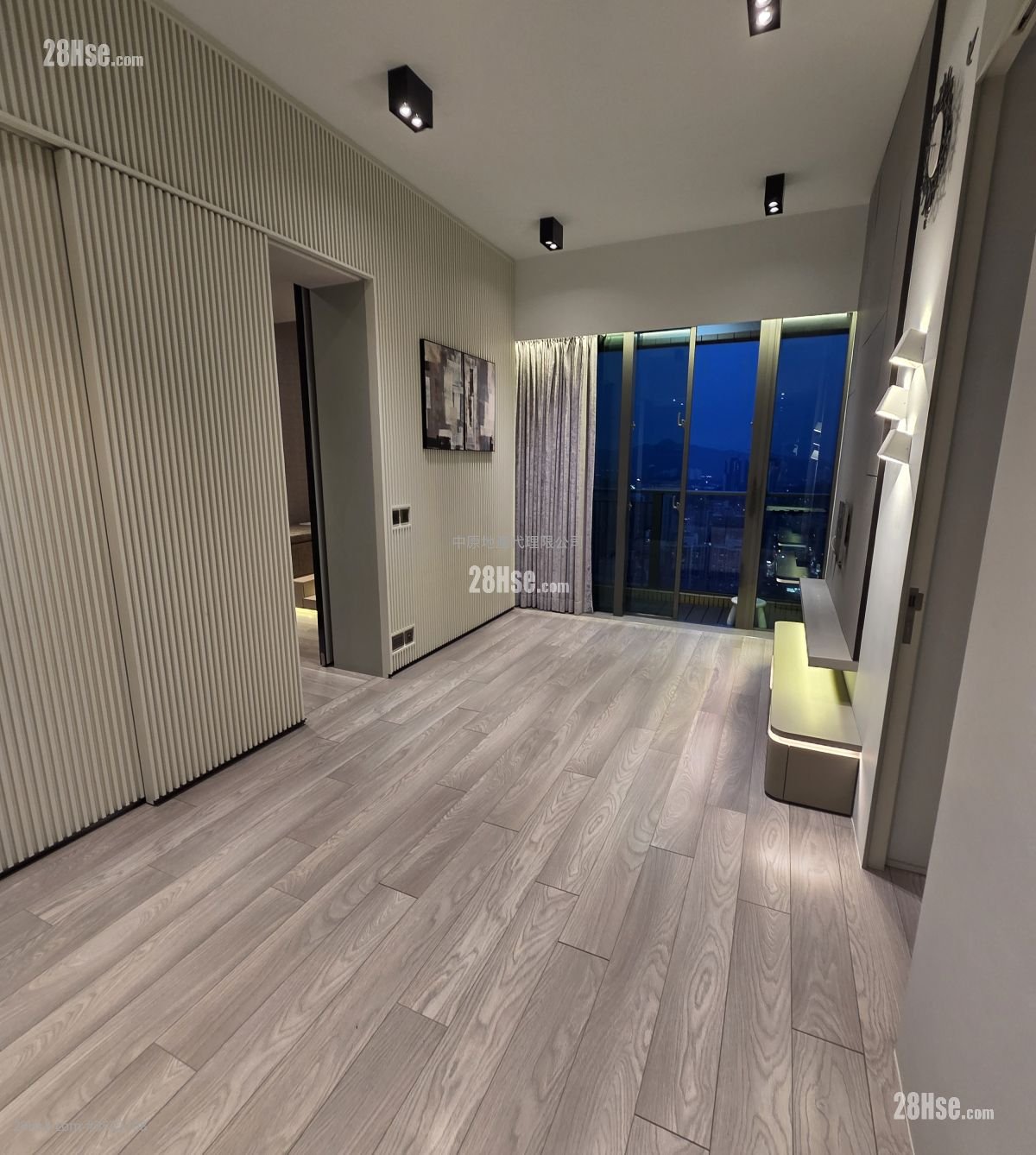 Yoho Midtown 售盤 2 房 , 1 浴室 656 平方呎