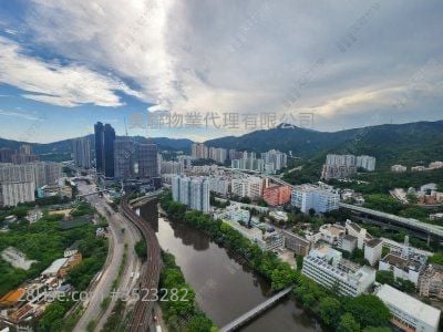 溱岸8号 售盘 4 房 , 3 浴室 1,170 平方尺