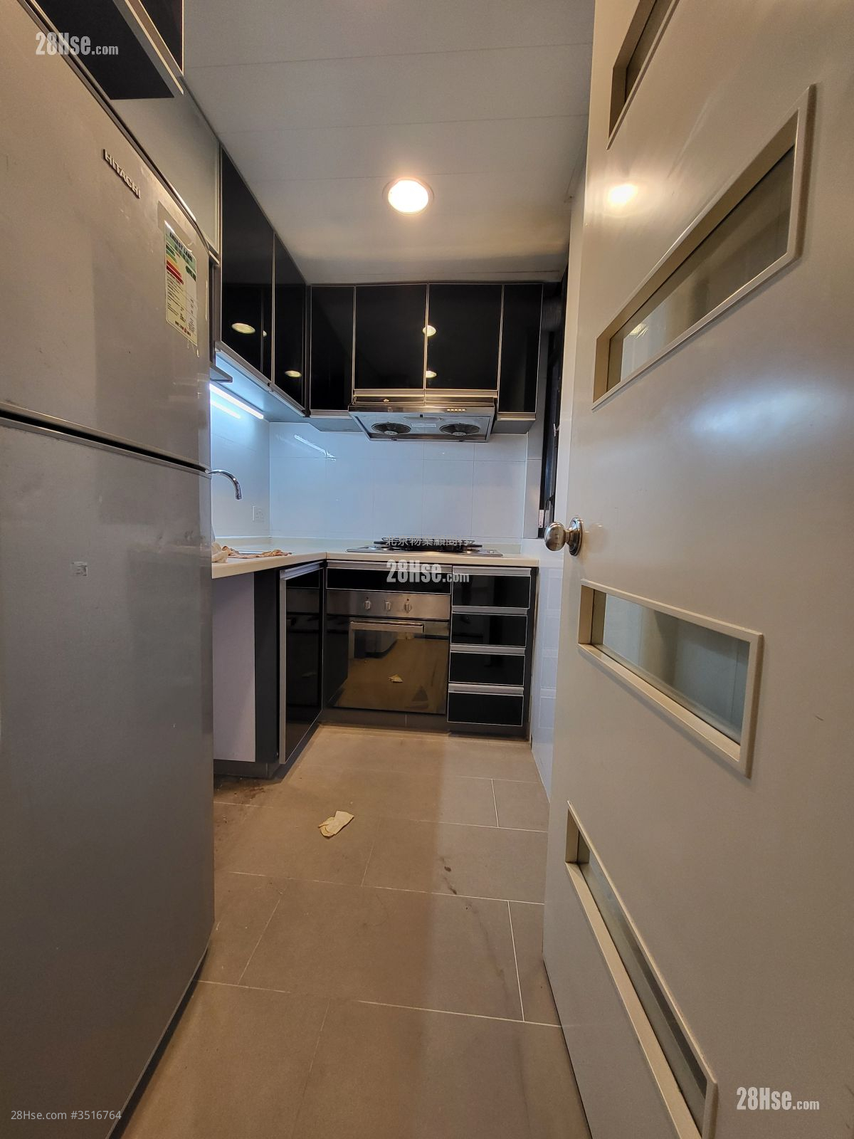 Kornhill Rental 2 Bedrooms , 1 Bathroom 490 ft²