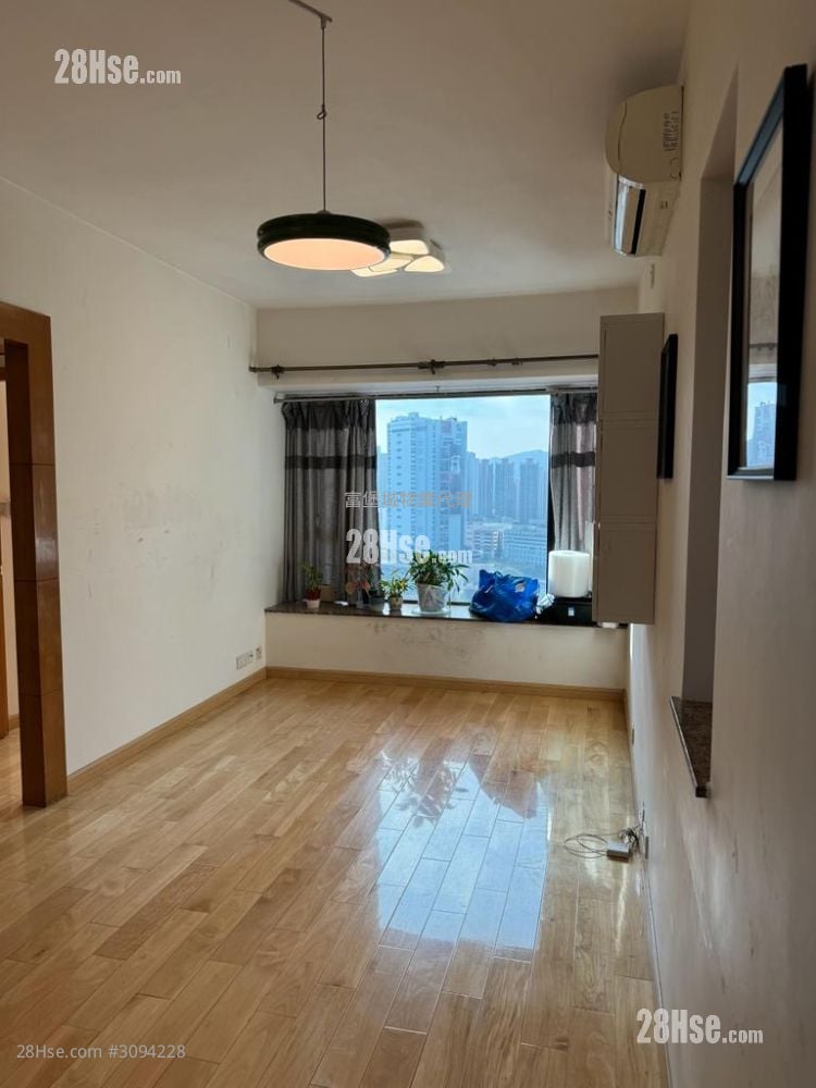 Castello Rental 2 Bedrooms , 1 Bathroom 547 ft²