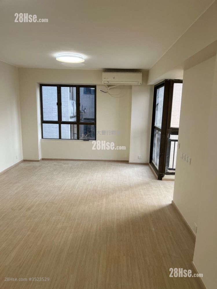 Ming Garden Rental 3 Bedrooms , 2 Bathrooms 714 ft²