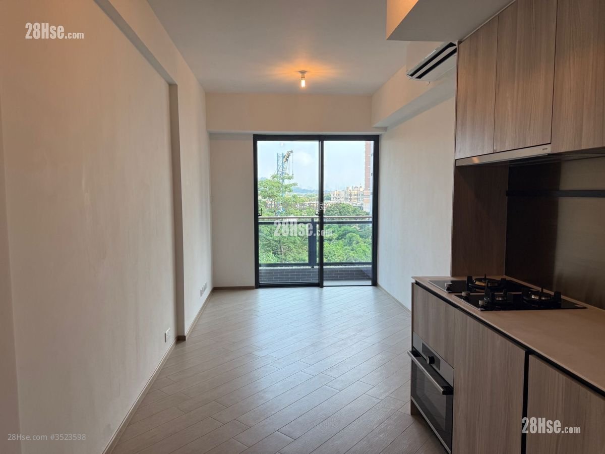 High Park Rental 2 Bedrooms , 1 Bathroom 450 ft²