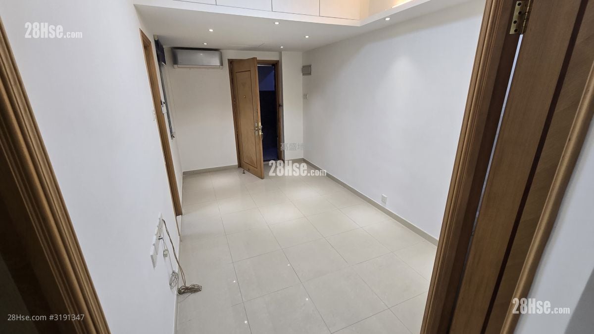 Kam Wah Mansion Rental 2 Bedrooms , 1 Bathroom 361 ft²