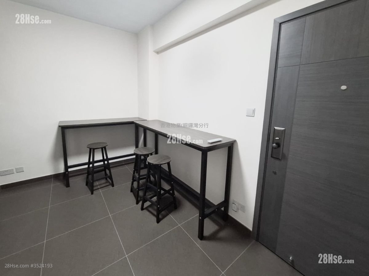 Vienna Mansion Rental 3 Bedrooms , 2 Bathrooms 600 ft²