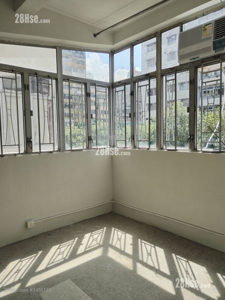 45 Nam Cheong Street Rental 2 Bedrooms , 1 Bathroom 604 ft²