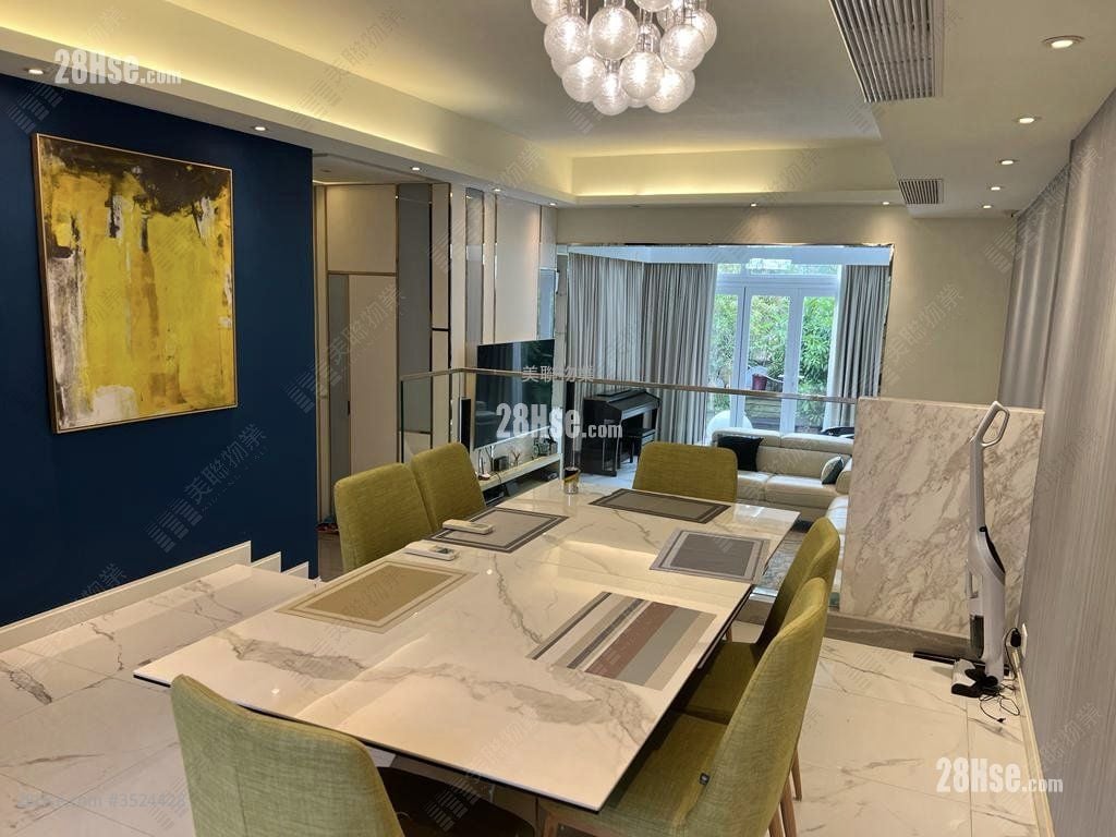 Green Crest Sell 3 Bedrooms , 3 Bathrooms 1,284 ft²