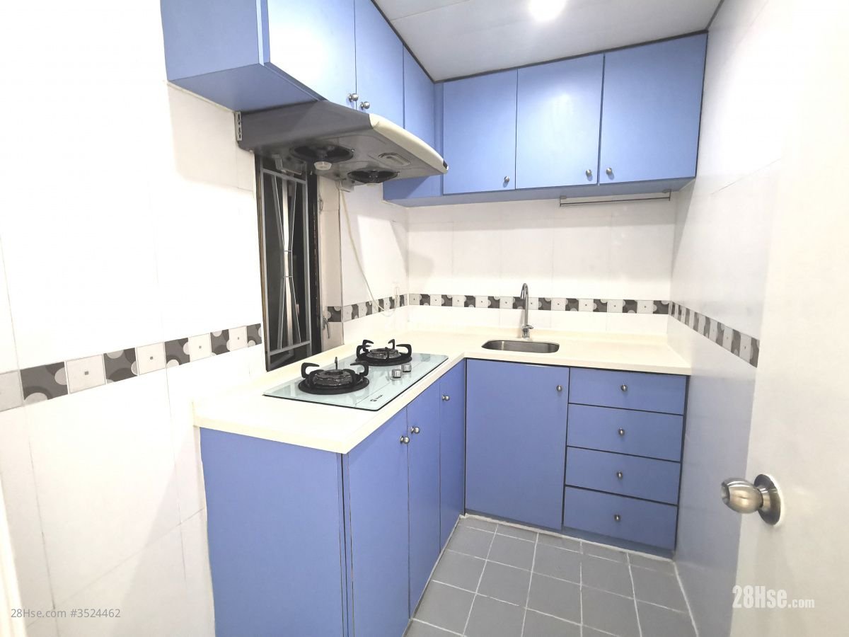 Moonway Mansion Rental 3 Bedrooms , 1 Bathroom 575 ft²
