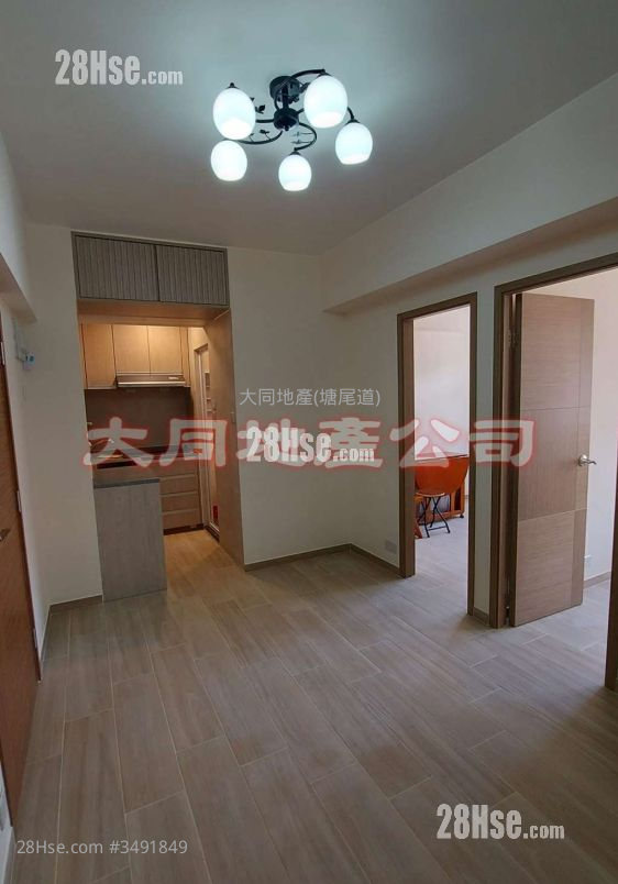 Fuk Wo Mansion Rental 2 Bedrooms , 1 Bathroom 344 ft²