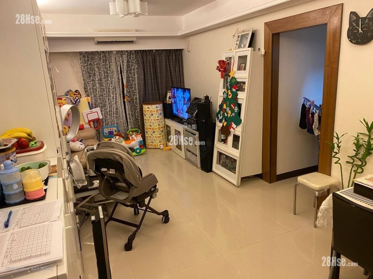 Meadowlands Sell 3 Bedrooms 763 ft²