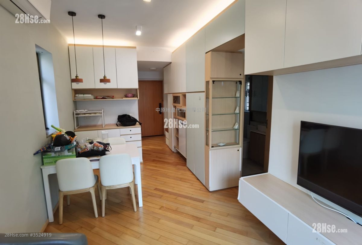 Liberte Rental 2 Bedrooms 492 ft²