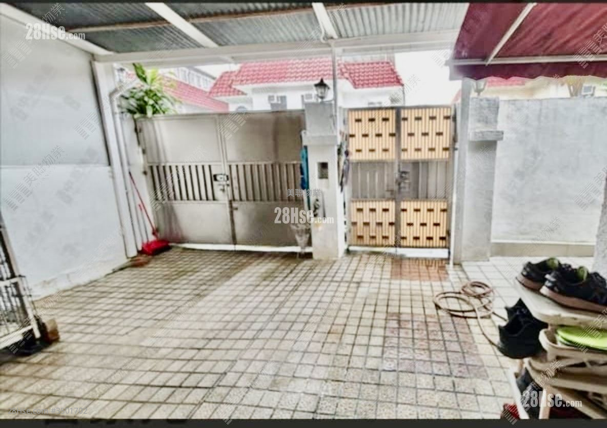 碧豪苑 售盘 3 房 698 平方尺