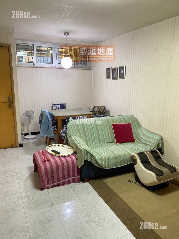 葵兴村 售盘 2 房 439 平方尺