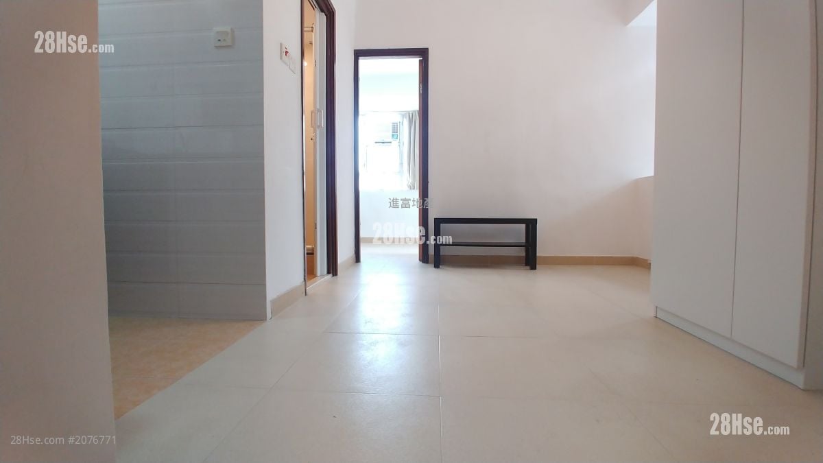 Greenwood Garden Rental 1 Bedroom , 1 Bathroom 271 ft²