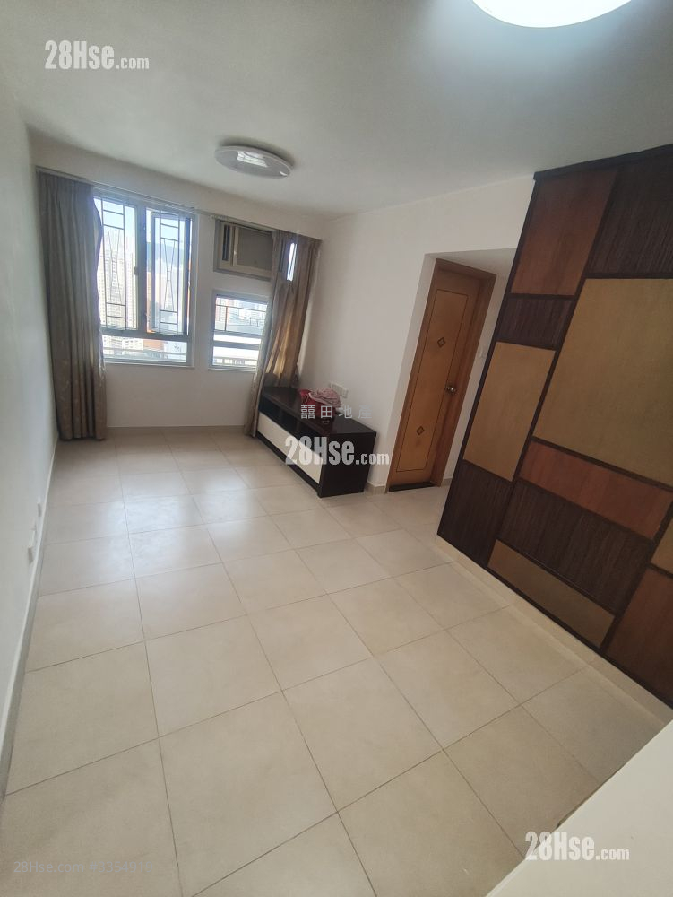 Cheung Wo Court Sell 2 Bedrooms 434 ft²