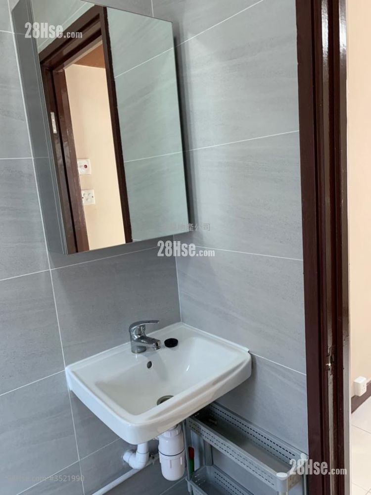 Golden Dragon Building Rental 2 Bedrooms , 1 Bathroom 364 ft²