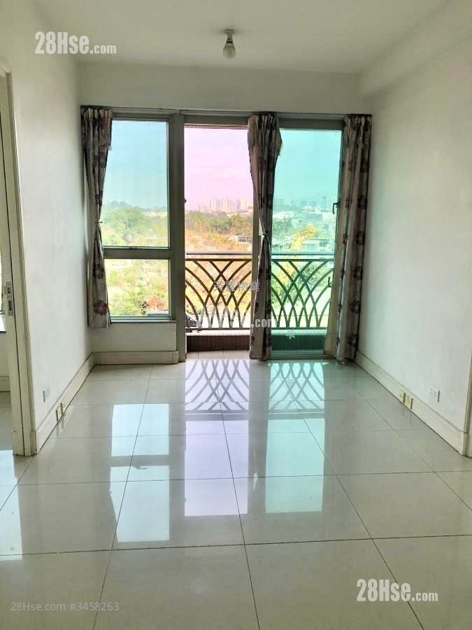 Uptown Rental 2 Bedrooms 511 ft²