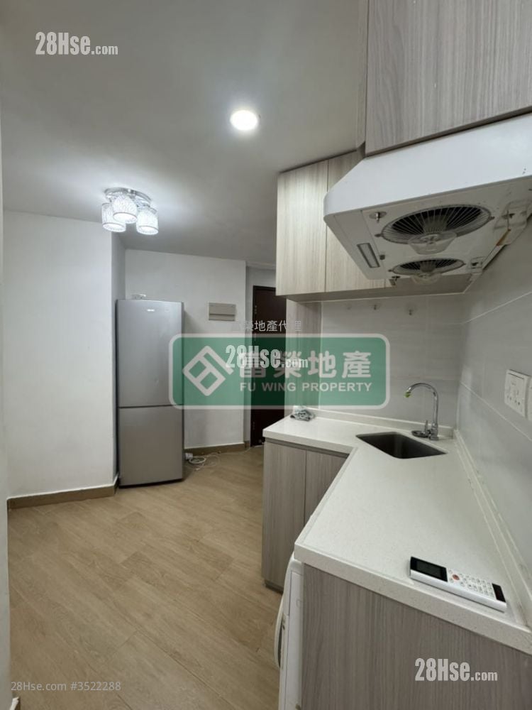 Kam Yuen Building Rental 2 Bedrooms , 1 Bathroom 364 ft²