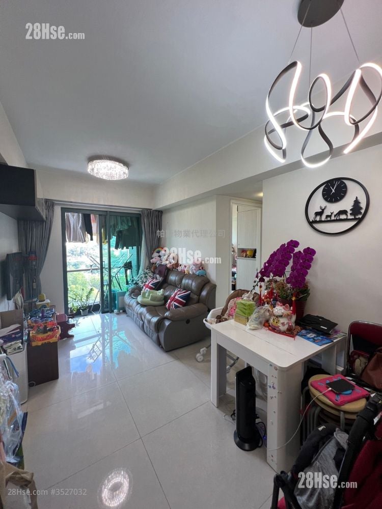 The Rise Rental 522 ft²