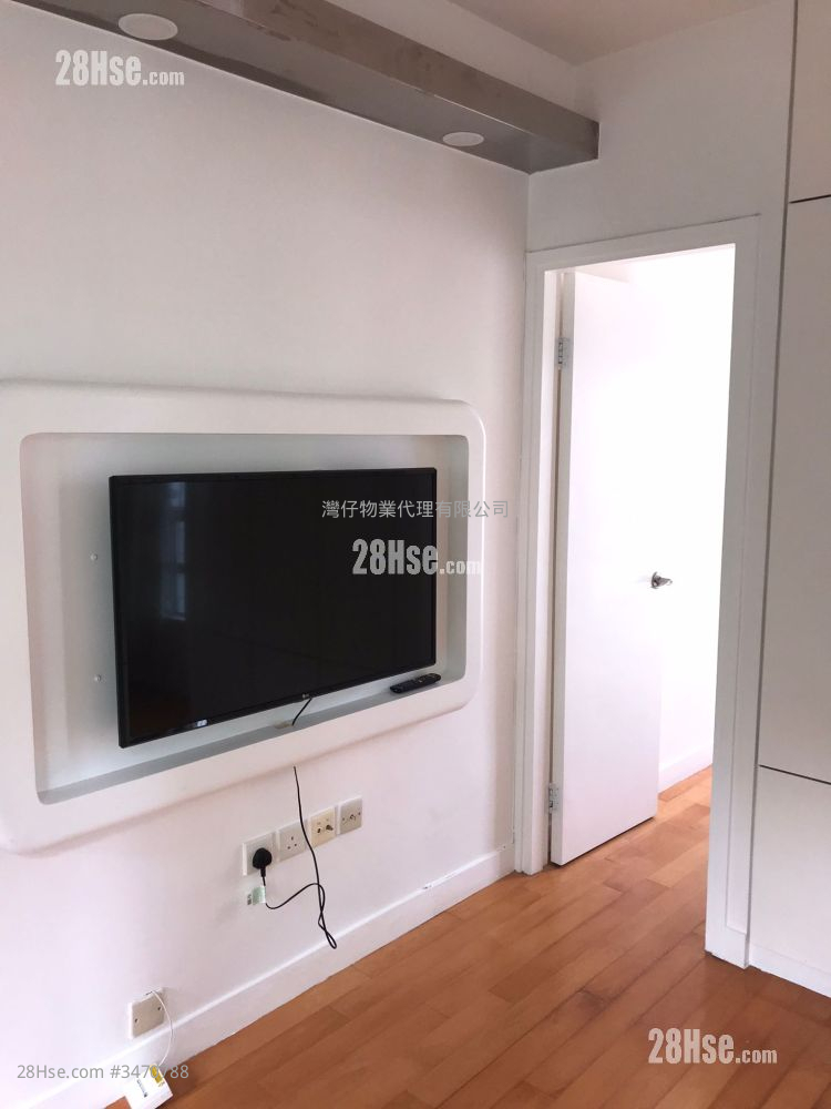 Yan King Court Rental 1 Bedroom , 1 Bathroom 273 ft²