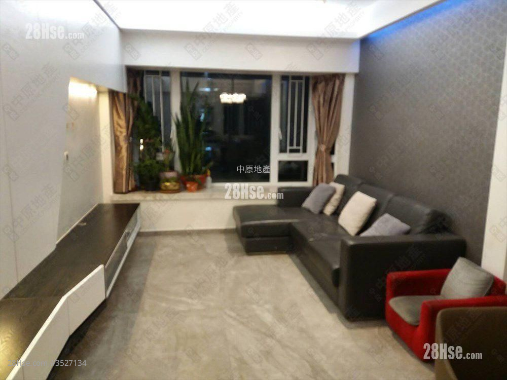 Tai Hing Gardens Sell 2 Bedrooms 419 ft²