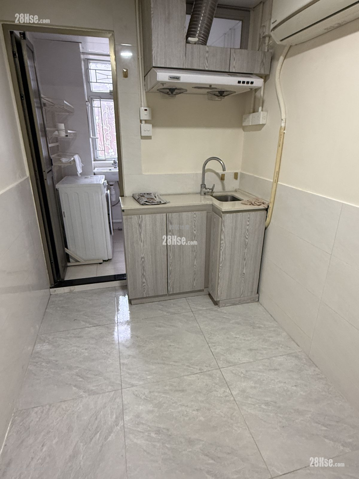 Pak Cheung Building Rental Studio , 1 Bathroom 130 ft²