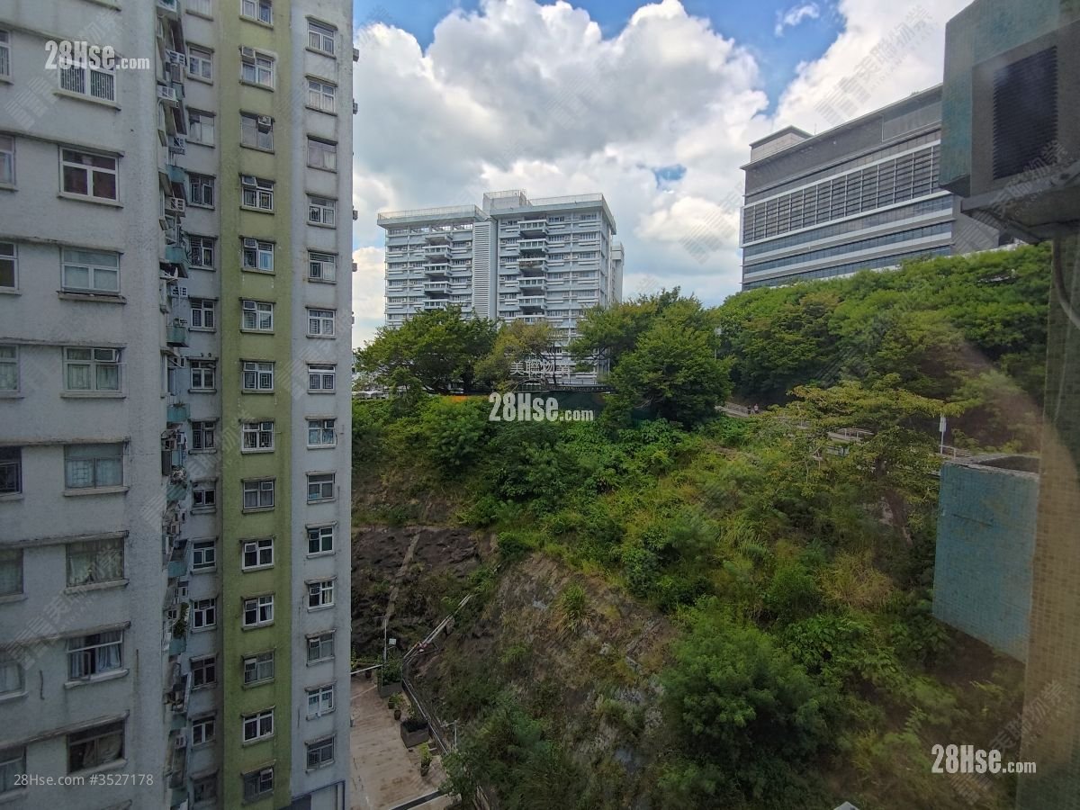清麗苑 售盤 2 房 , 1 浴室 403 平方呎