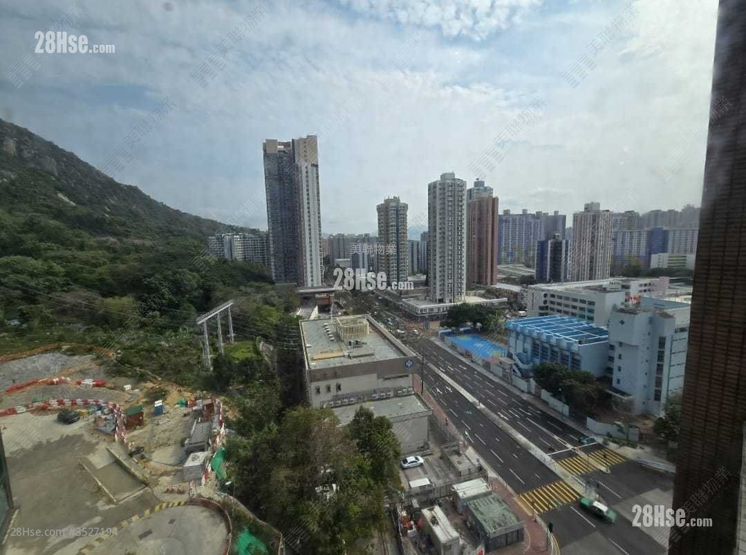 Villa Tiara Sell 3 Bedrooms 667 ft²