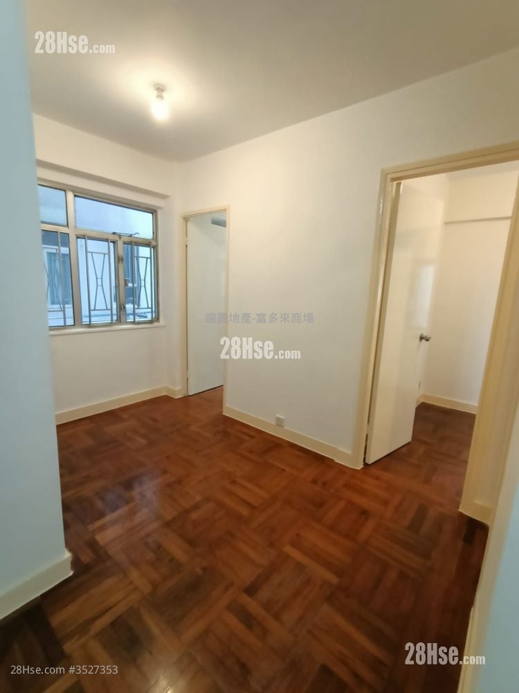 Fu Tor Loy Sun Chuen Rental 2 Bedrooms , 1 Bathroom 352 ft²