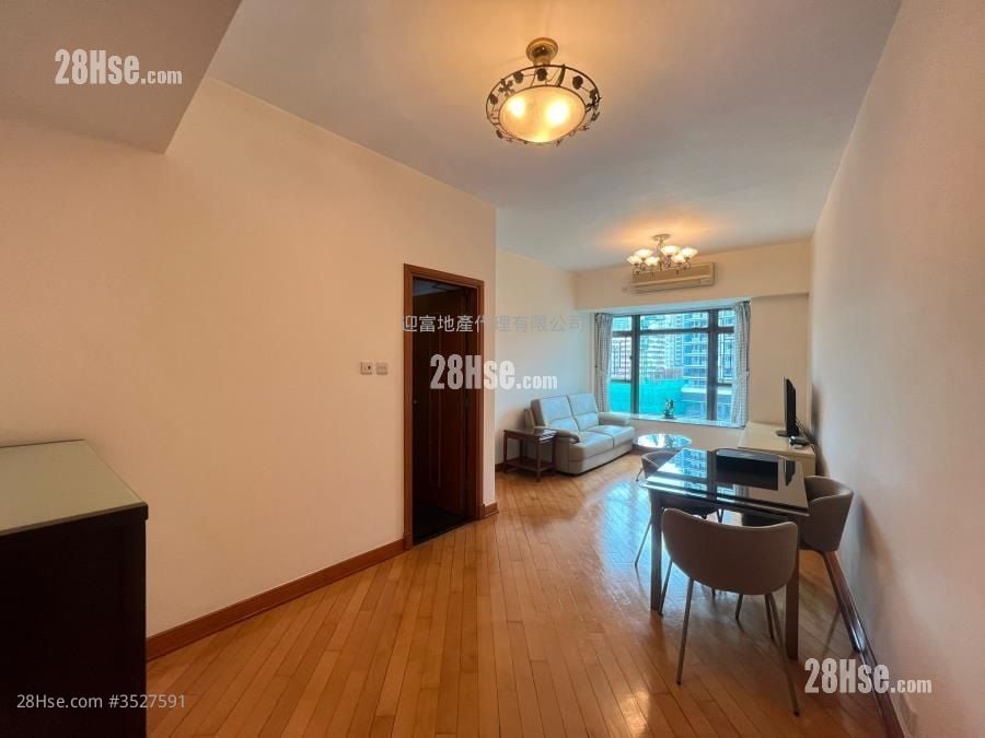 Royal Peninsula Sell 3 Bedrooms , 2 Bathrooms 701 ft²