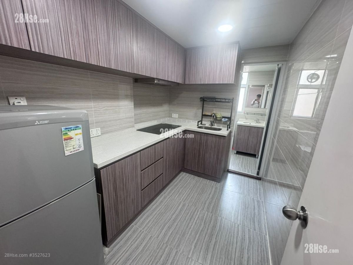 Kwong Chiu Terrace Rental 3 Bedrooms , 2 Bathrooms 811 ft²